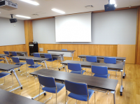 名立地区公民館第二会議室の様子(写真)