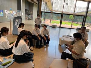 取材の様子の写真