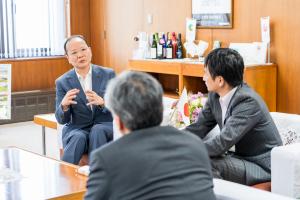 駐新潟大韓民国総領事館　呉栄煥 （オ ヨンファン）総領事との面談の写真
