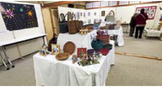 作品が展示されている様子（写真）