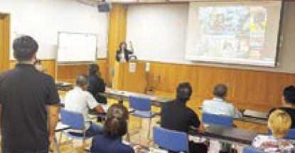 講演会の様子（写真）